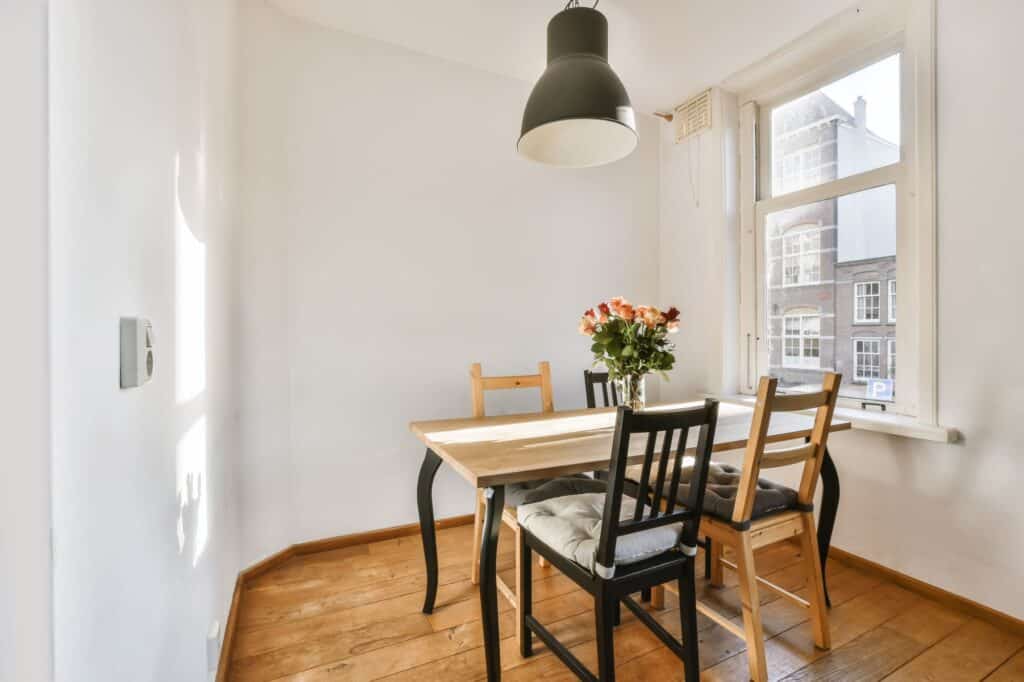 A small but tidy dining room